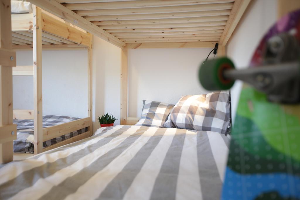 Moka Surfhouse Hostel Ericeira Cameră foto