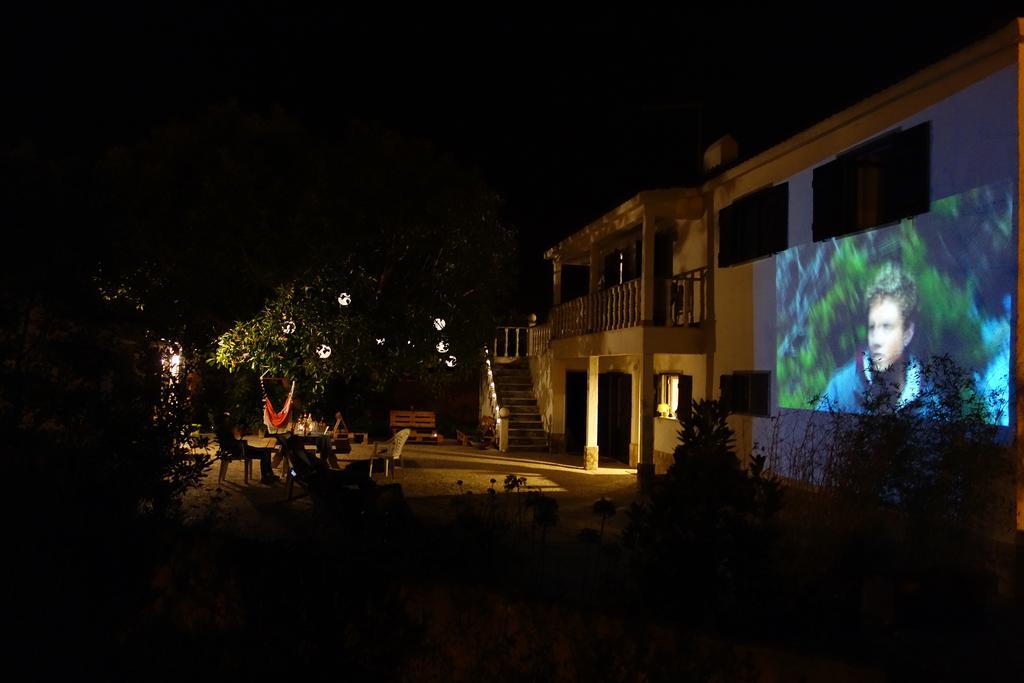 Moka Surfhouse Hostel Ericeira Exterior foto